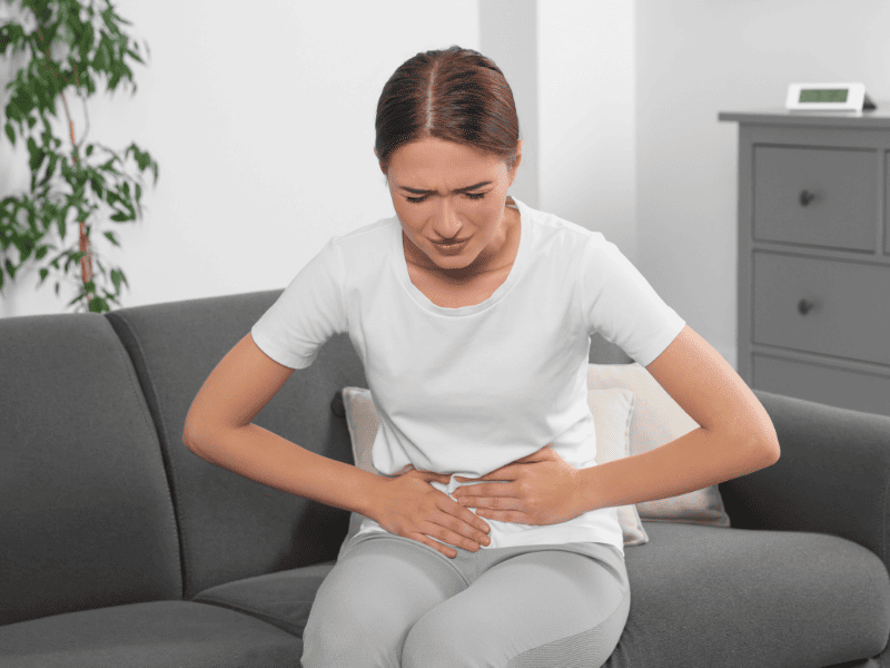 Femme ayant une infection urinaire sans la traiter