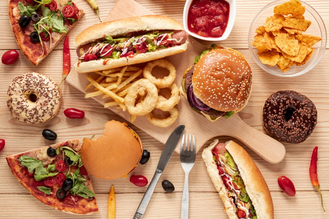 Le terme junk food ne désigne pas uniquement la nourriture de fast-foods.
