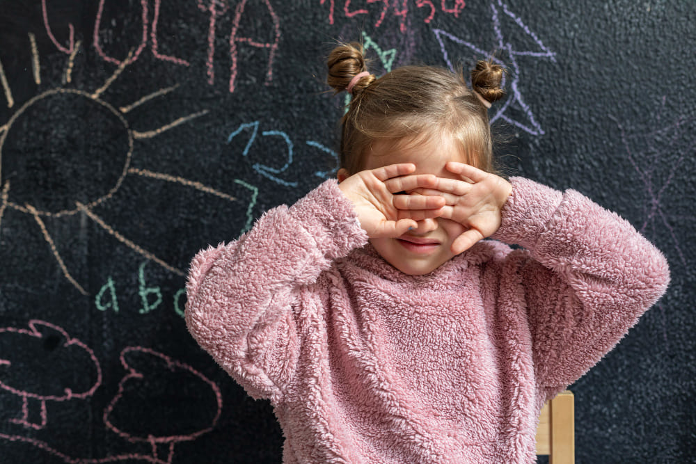 PhobieEnfant ayant une phobie scolaire.scolaire 1B