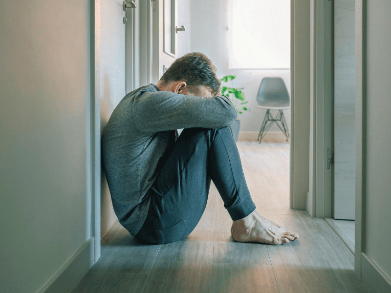 Homme voulant potentiellement se suicider