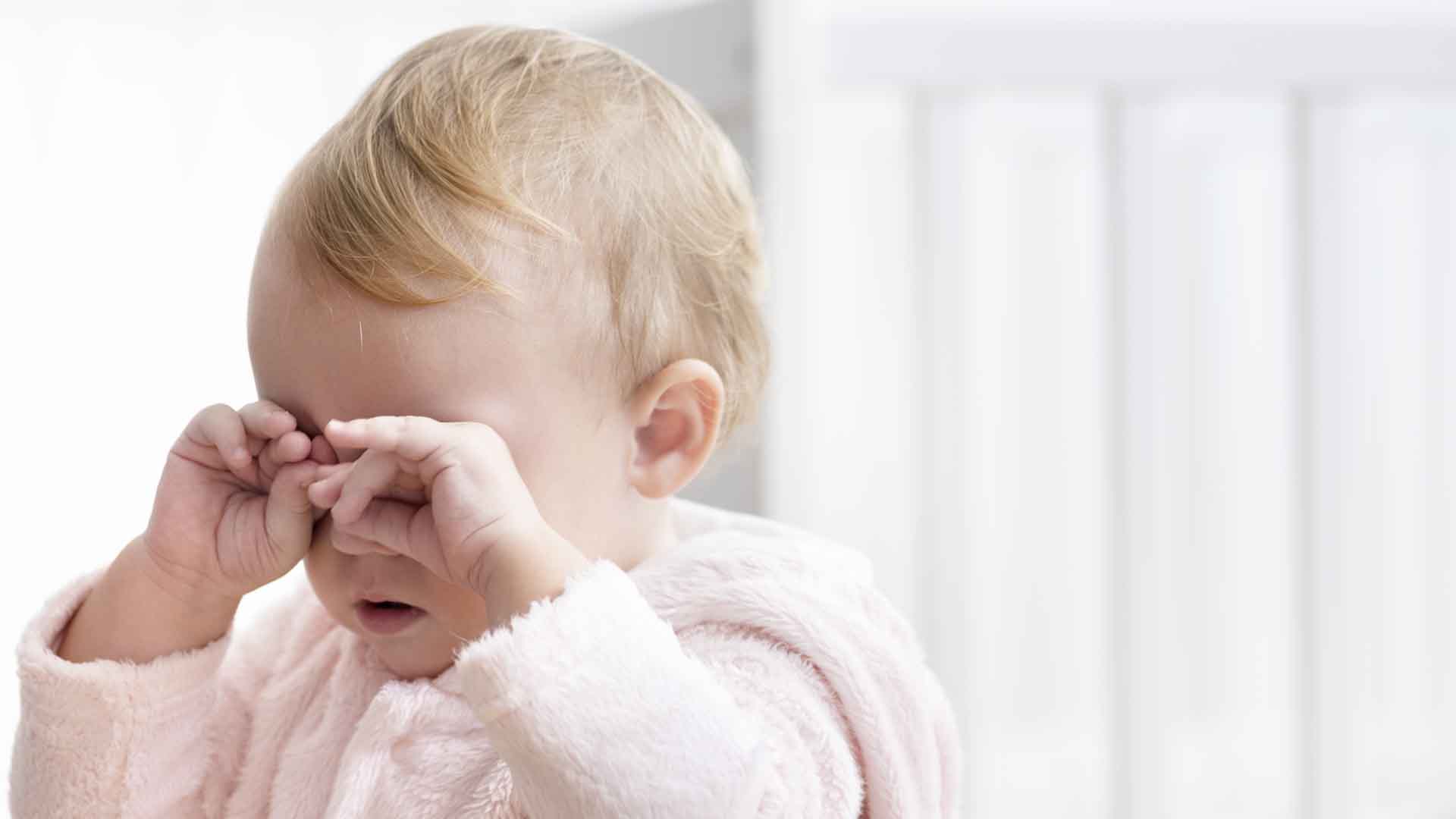 un des symptômes de la bronchiolite peut être la fièvre