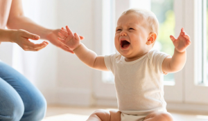 Poussée dentaire bébé