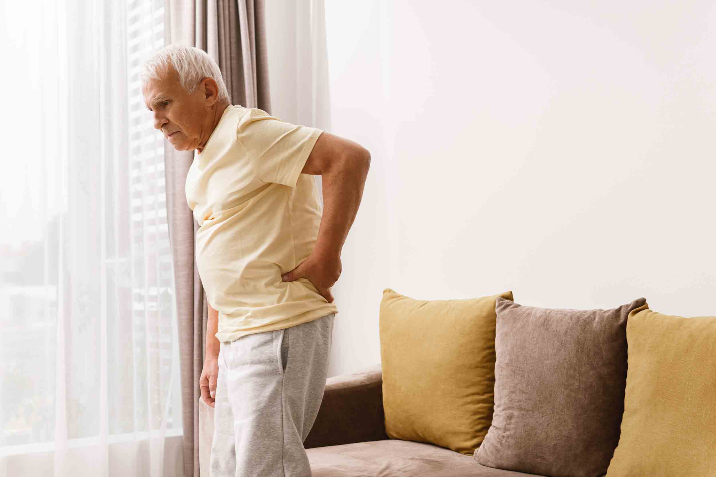 arthrose lombaire chez la personne âgée